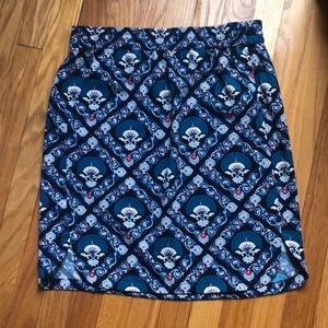 LOFT skirt Sz MP elastic waist front pockets